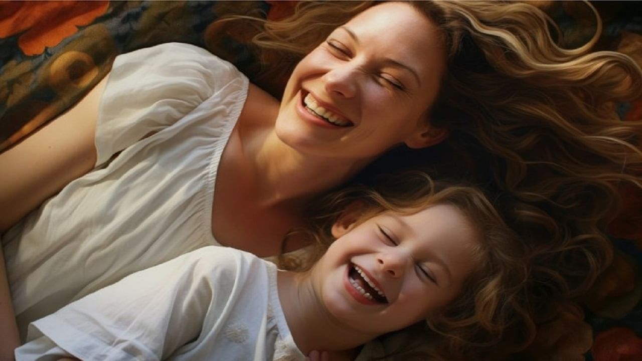 सुरक्षित प्रवासासाठी लेकीच्या बॅगेत असावी 'या' गोष्टींची तयारी