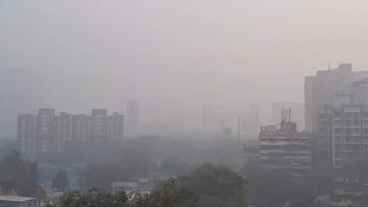 स्वप्नांची मायानगरी बनली धुराची नगरी, मुंबईत चेन्नई-कोलकात्यापेक्षाही जास्त प्रदूषण, अहवालातून धक्कादायक खुलासा