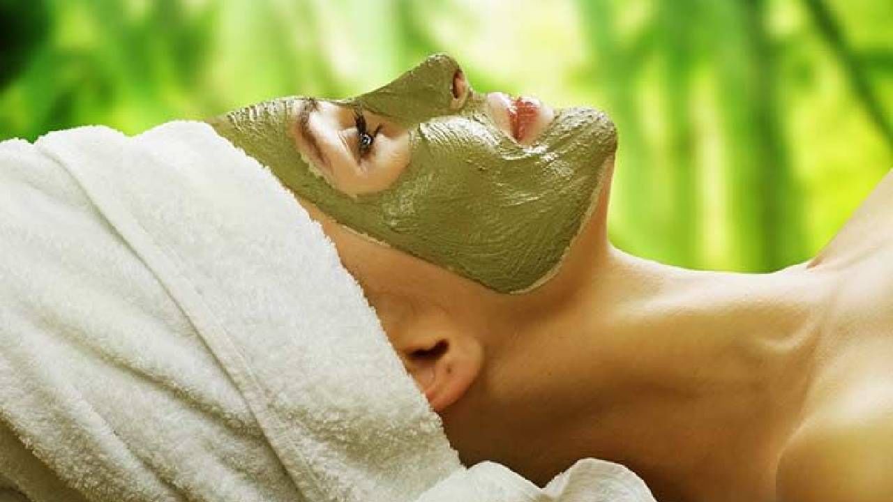 मुरूमांच्या समस्यांपासून मुक्तता मिळवण्यासाठी कडुलिंबापासून बनवलेले 'हे' 5 फेस पॅक करा ट्राय मुरूमांच्या समस्यांपासून मुक्तता मिळवण्यासाठी कडुलिंबापासून बनवलेले 'हे' 5 फेस पॅक करा ट्राय