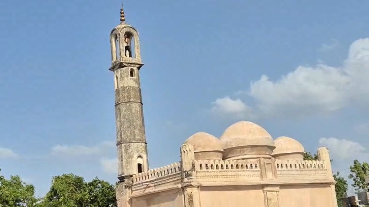 पुरातत्व विभागाकडून या पुरातन वास्तूच्या दुरुस्तीसह नूतनीकरणाचे जवळपास 50 टक्के काम पूर्ण झाल्याची माहिती ग्रामस्थांकडून देण्यात आले आहे