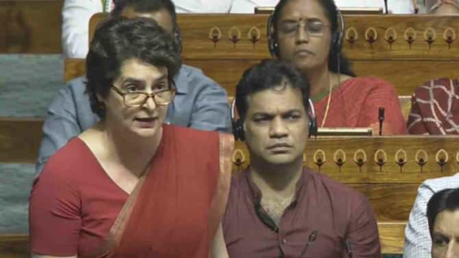Operation Sindoor : हिंदू नव्हे भारतीय! प्रियांका गांधींच्या भाषणावेळी संसदेत घमासान; काय घडलं?