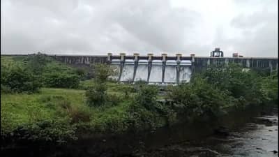 राज्यभरात पावसाचा जोर वाढला, धबधब्यांवर जाण्यास मनाई, हवामान विभागाचा अलर्ट काय?