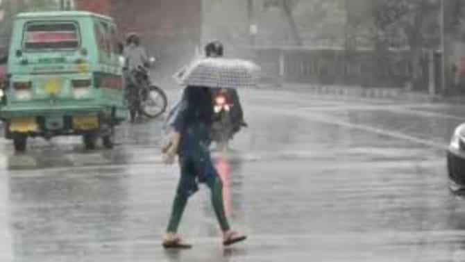 विदर्भाला पावसानं झोडपलं, पुराचा धोका वाढला, चंद्रपूरमध्ये शाळांना सुट्टी