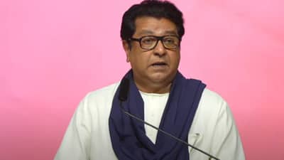 Raj-Uddhav Thackeray Vijay Rally : कोणाची माय व्याली आहे त्याने मुंबईला हात घालून दाखवावं ! संतप्त राज ठाकरेंचं खुलं चँलेंज