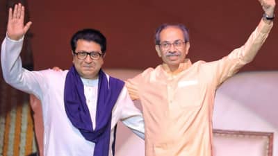 जेव्हा 2 ठाकरे एकत्र येतात तेव्हा..., अन् राज ठाकरेंच्या सर्वात जवळच्या माणसाकडून युतीबाबत सूचक वक्तव्य