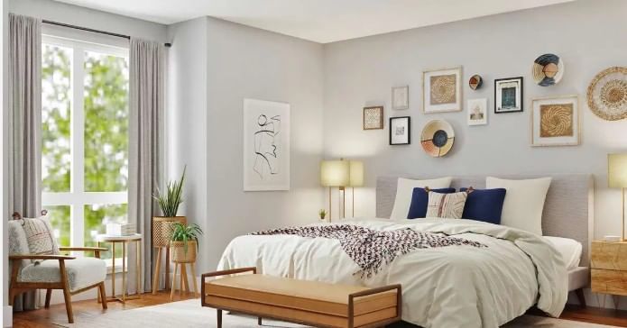 वास्तूशास्त्रानुसार बेडरुममध्ये चुकूनही चप्पल किंवा बुट ठेवू नये. तसेच बेडरुममध्ये पक्षी किंवा जंगलातील प्राण्यांचे फोटो लावू नयेत.