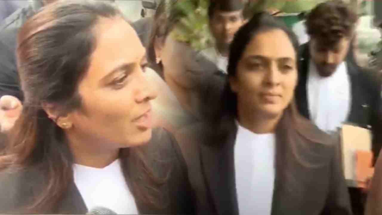 Pune Rave Party : काल पोलिसांची भेट, आज अंगावर वकिली कोट, पतीला वाचवण्यासाठी रोहिणी खडसे ॲक्शन मोडमध्ये!