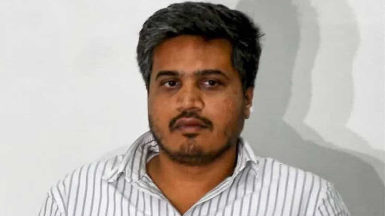 आतंकवादाला रंग नसतो, अती कडवा विचार...; रोहित पवारांची पोस्ट चर्चेत