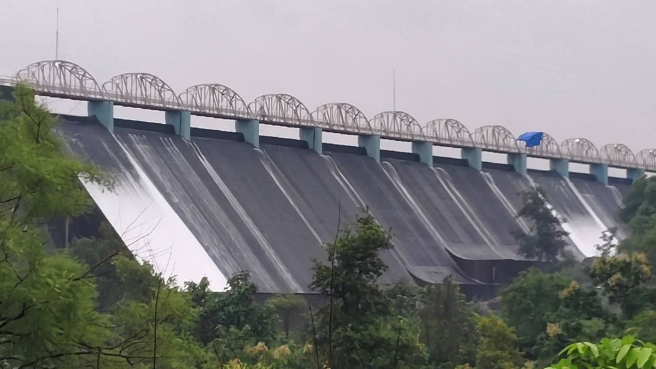 मुंबईकरांसाठी खुशखबर, पाण्याची चिंता मिटली.. तानसा तलाव ओसंडून वाहू लागला