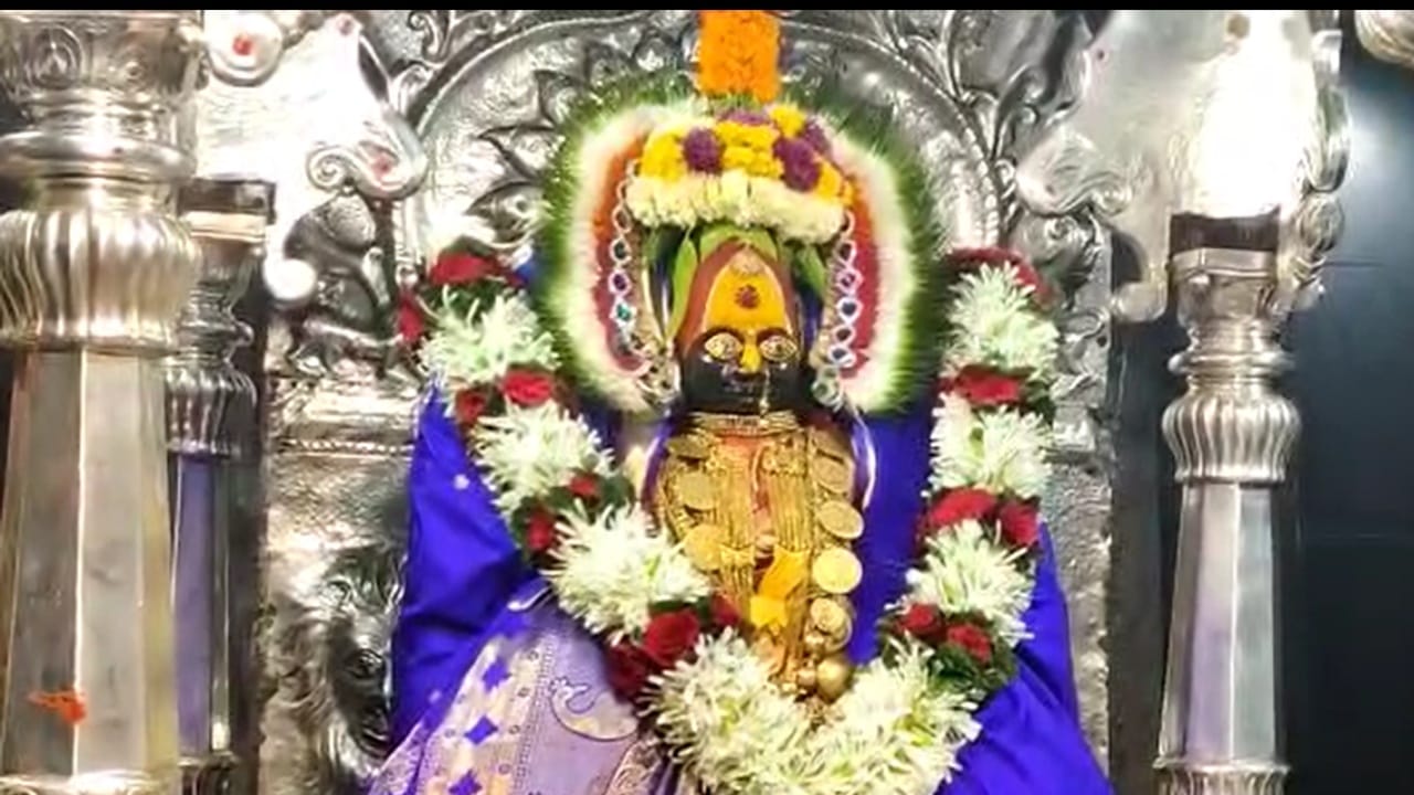 पुजाऱ्यांनी मंदिर संस्थानकडे पूर्वीप्रमाणेच पहाटे १ वाजता मंदिर उघडण्याचा निर्णय कायम ठेवण्याची मागणी केली आहे. भाविकांच्या भावना आणि सोयीचा विचार करून मंदिर संस्थानने या निर्णयावर पुनर्विचार करावा अशी अपेक्षा व्यक्त केली जात आहे.