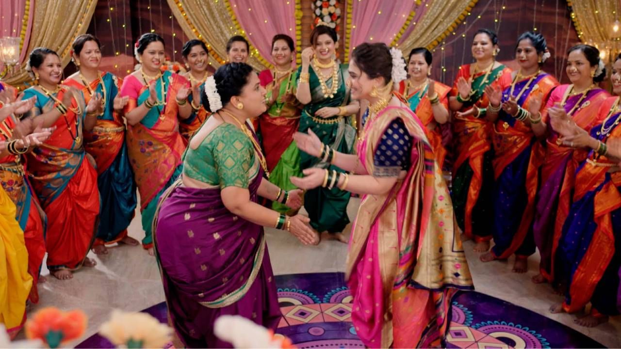 कलर्स मराठी वाहिनीवरील 'अशोक मा.मा.' मालिकेत आता अशोक मामा आपल्या सुनेची म्हणजेच भैरवीची पहिली मंगळागौर साजरा करण्याचा घाट घालणार आहेत. सध्या मालिकेत अनिश आणि भैरवीचं लग्न पार पडलं असून आता भैरवीची पहिली मंगळागौर मोठ्या उत्साहात अशोक मामा साजरी करणार आहेत. 
