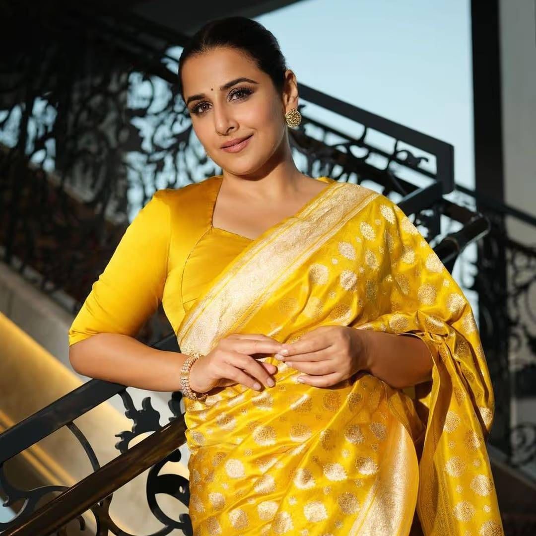 परिणीता चित्रपटाला 20 वर्ष पूर्ण झाली आहेत. विद्या बालन अलीकडे 'भूल भुलैया 3' मध्ये माधुरी दीक्षित आणि कार्तिक आर्यनसोबत दिसलेली. 