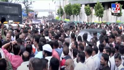 Thackeray Brothers Melava : ‘तो’ क्षण याची देही याची डोळा बघण्यासाठी मेळाव्याला तुफान गर्दी