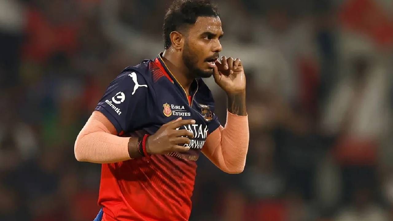 'IPL दरम्यान माझ्यावर बलात्कार..', क्रिकेटर यश दयालचा पाय पुन्हा खोलात, आणखी एका तरूणीची फिर्याद 'IPL दरम्यान माझ्यावर बलात्कार..', क्रिकेटर यश दयालचा पाय पुन्हा खोलात, आणखी एका तरूणीची फिर्याद