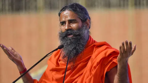 मुस्लिमांनाही त्यांच्या धर्माचा अभिमान असावा, असं का म्हणाले रामदेव बाबा? वाचा...