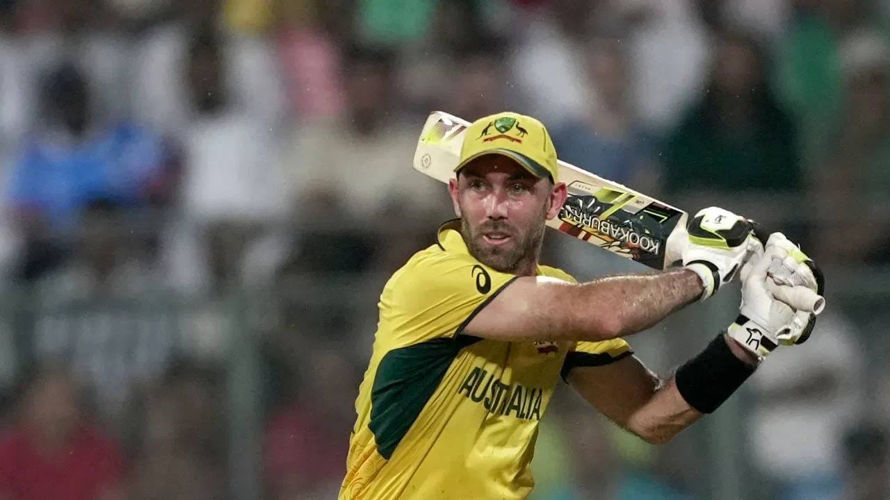 या मालिकेत ऑस्ट्रेलियाचा स्टार अष्टपैलू ग्लेन मॅक्सवेल काही खास करू शकलेला नाही. फलंदाजीत पूर्णपणे फेल गेला आहे. पण गोलंदाजीत कमाल करत असून इतिहास रचण्याची संधी आहे. (Photo- PTI)