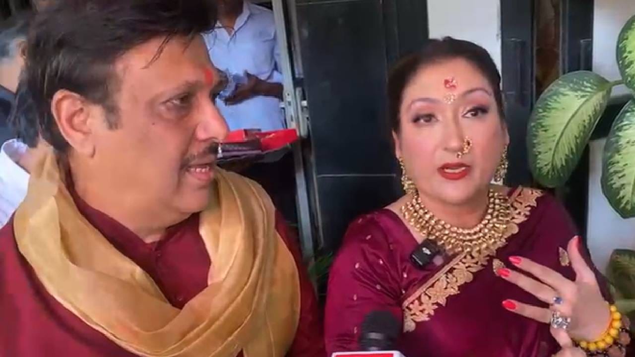 गोविंदा आणि सुनिता आहुजा यांना एकत्र पाहून हे स्पष्ट झाले की, दोघांचा घटस्फोट होत आहे ही फक्त आणि फक्त अफवाच ठरली. 