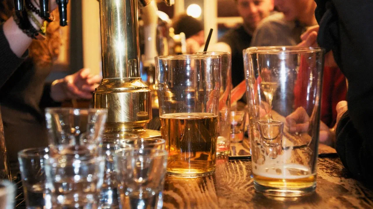 वैज्ञानिकांनी त्यांच्या अभ्यासात लिहिले आहे, ‘हा शोध दर्शवतो की इंटरस्टेलर ढगांमध्ये (ताऱ्यांमधील गोठलेली धूळ) एक अत्यंत अनोखी आणि अनपेक्षित रसायनशास्त्र आहे, ज्याला आता गांभीर्याने समजून घेण्याची गरज आहे.’ हा शोध फक्त एका अणूचा नाही, तर याची शक्यता आहे की असे आणखी ‘अशक्य’ अणू असू शकतात. हा शोध आपल्याला इतर ग्रहांवर जीवन कसे सुरू झाले असेल आणि जीवनासाठी आवश्यक रसायने कशी तयार झाली असतील हे समजून घेण्यासही मदत करू शकतो.