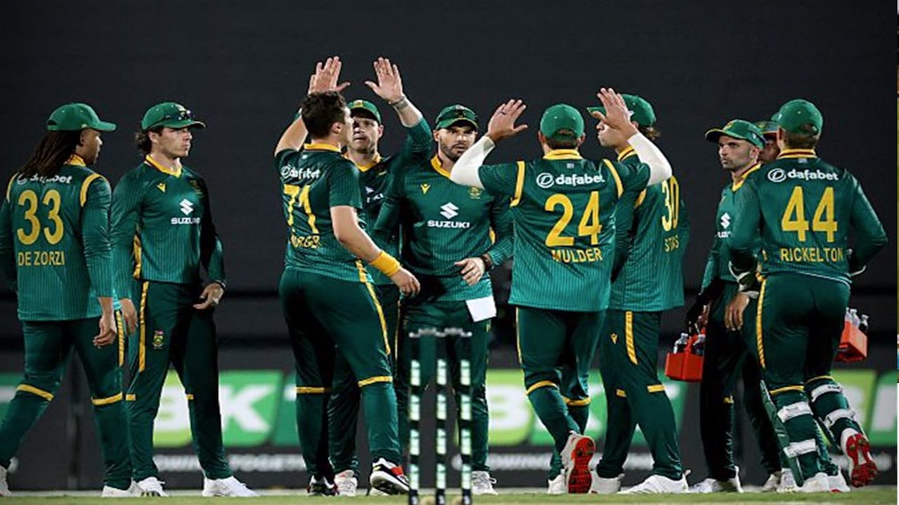 AUS vs SA : ऑस्ट्रेलियाचा दुसऱ्या सामन्यातही धुव्वा, दक्षिण आफ्रिकेकडून कांगारुंचा हिशोब, मालिका जिंकली