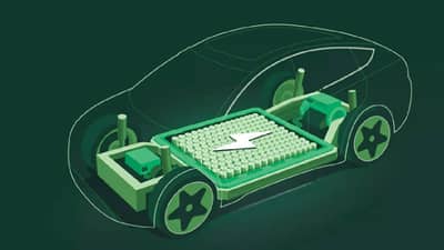 कारची बॅटरी कशी टिकवावी? या गोष्टी लक्षात ठेवा, जाणून घ्या