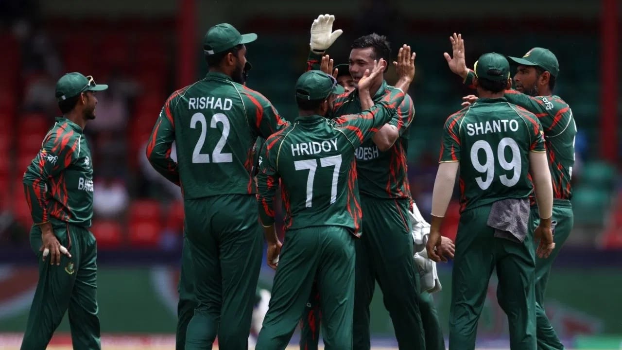बांगलादेश क्रिकेट टीम या यादीत दुसर्‍या स्थानी आहे. बांगलादेश 3 वेळा आशिया कप फायनलमध्ये पोहचण्यात यशस्वी ठरली. मात्र बांगलादेश तिन्ही वेळा अंतिम फेरीत विजय मिळवण्यात अपयशी ठरली आहे.  (Photo Credit : Matthew Lewis-ICC/ICC via Getty Images)