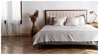 स्टाइलिश बेडरूमसाठी या बेडशीट ट्राय करा, घर दिसेल अधिक सुंदर