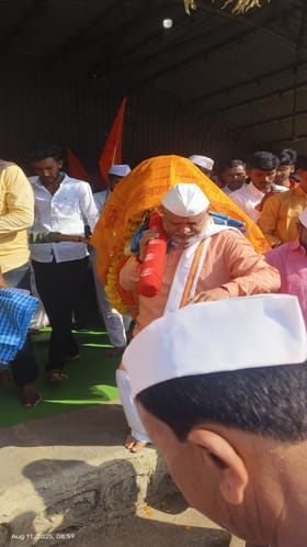 श्रीक्षेत्र चाकरवाडीत श्रीगुरु चैतन्य बाळनाथ महाराजांचा पालखी सोहळा संपन्न