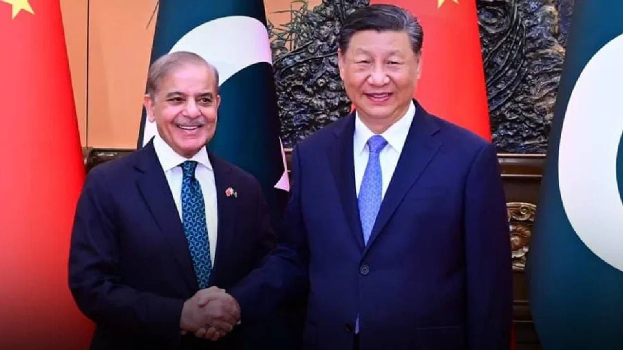 अफगाणिस्तानचं नाव घेताच चीन पाकिस्तानला का भरते धडकी? असं काय आहे की जोडावे लागतात हात