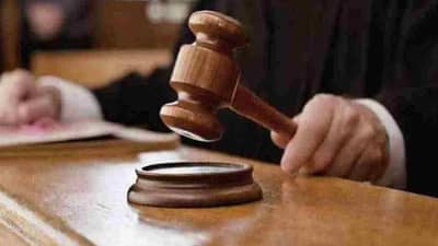 महिलेचा हात खेचणे गुन्हा असेल का? उच्च न्यायालयाच्या निर्णयाची चर्चा