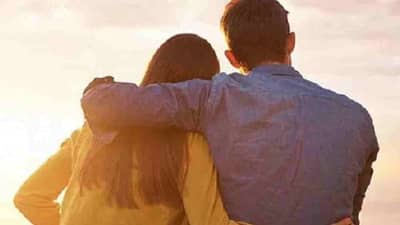 हाय व्हॅल्यू महिला का असतात खास? जाणून घ्या त्यांच्या डेटिंगमधील या 7 नियमांविषयी