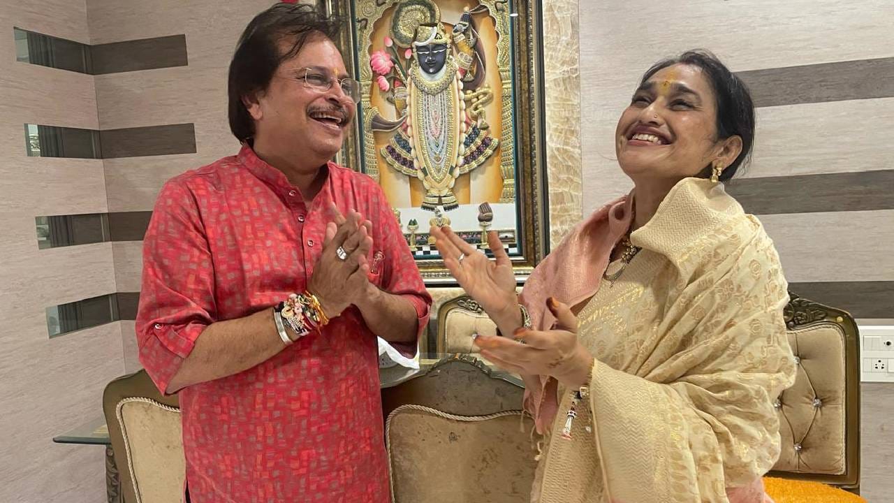 'रक्षाबंधननिमित्त पुन्हा तोच अतूट विश्वास आणि आपलेपणा जाणवला. हे नातं नेहमी गोड आणि मजबूत राहू दे', अशा शब्दांत त्यांनी भावना व्यक्त केल्या आहेत.