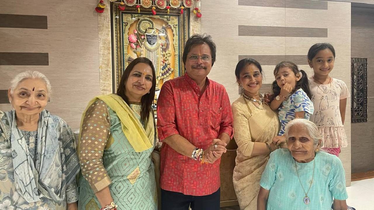 'काही नाती नशिब विणते, रक्ताची नाही, तर हृदयाची नाती असतात. दिशा वकानी फक्त आपली दया भाभी नाही, तर माझी बहीण आहे. गेल्या अनेक वर्षांपासून हास्य, आठवणी आणि आपलेपण यांची देवाणघेवाण करणारं हे नातं आता स्क्रीनच्या खूप पुढे गेलंय,' असं त्यांनी लिहिलंय.