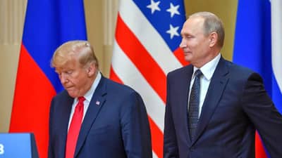 डोनाल्ड ट्रम्प यांच्या व्हिडीओने जगभरात खळबळ, पुतिन यांच्या भेटीदरम्यान तब्बल 10 वेळा..