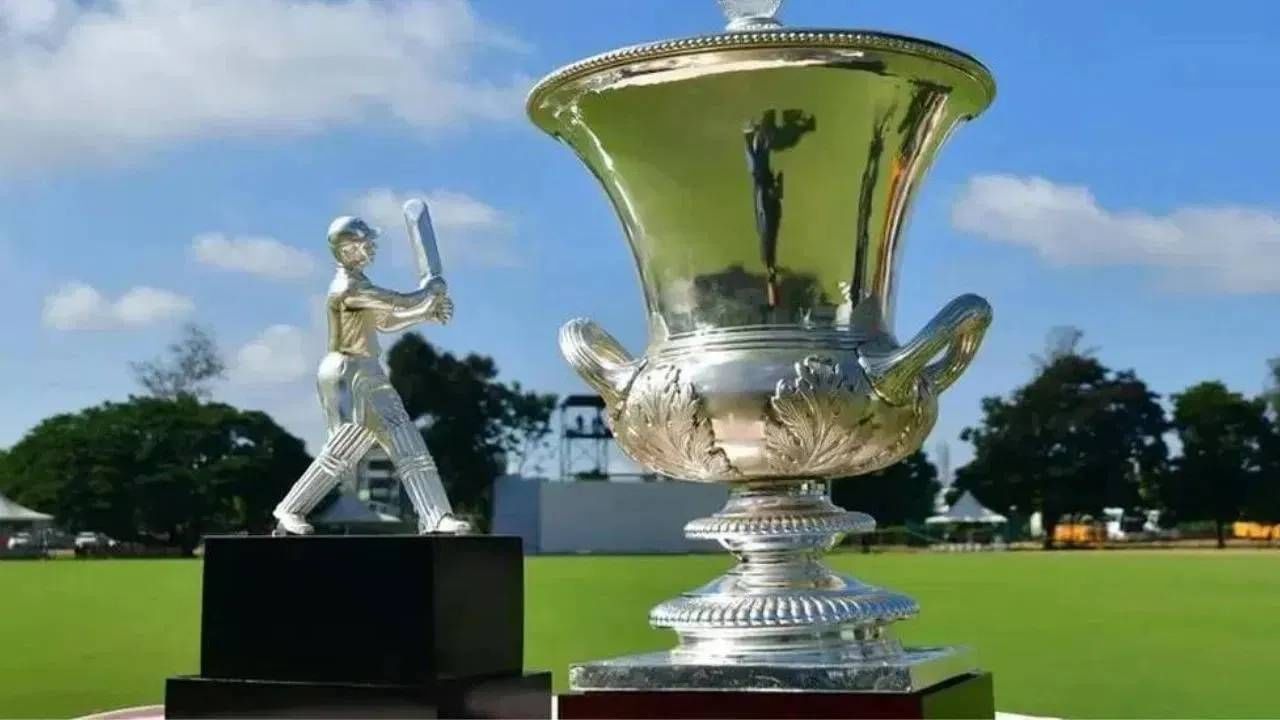 Duleep Trophy 2025 : बीसीसीआयवर टीकेचा भडिमार, क्रीडाप्रेमींनी दाखले देत लाज काढली