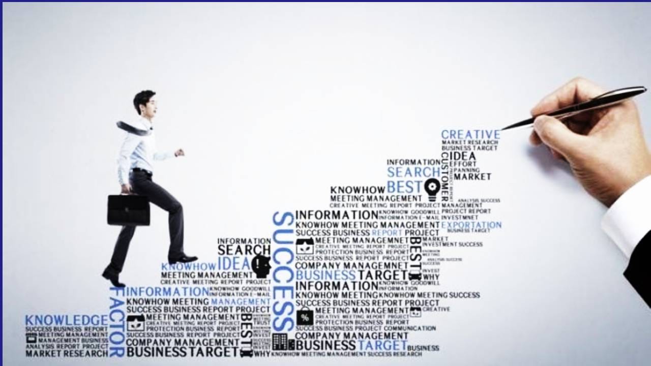 प्रेमानंद महाराज म्हणतात की आपल्या भाग्यात काय आहे नी काय नाही याचा अगोदर हिशोब मांडलेला आहे. त्याप्रमाणे जीवनात सुख-दुःख येते. ते भोगावे लागतात. 