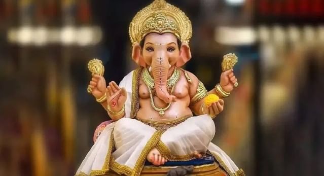 Disclaimer: वरच्या लेखातील माहिती ही प्राथमिक स्वरुपाची आहे. आम्ही या माहितीची पुष्टी करत नाही किंवा समर्थनही देत नाही. या लेखाच्या माध्यमातून अंधश्रद्धा पसरवण्याचा आमचा उद्देश नाही. वरच्या लेखात दिलेल्या माहितीवरून कोणताही निर्णय घेण्याआधी त्या-त्या क्षेत्रातील तज्ज्ञांचा सल्ला आवश्य घ्या.  