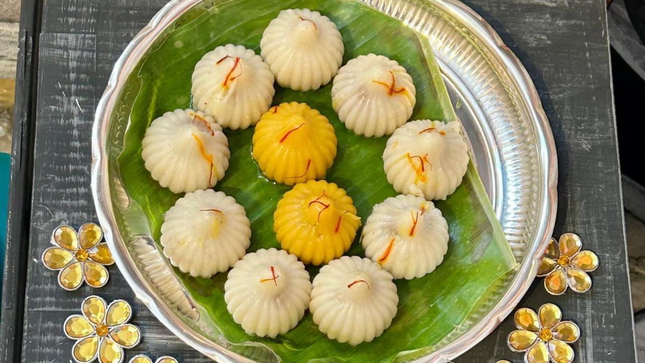 याबाबत बोलताना सौ. सुगंधा व पंकज रागळवार यांनी सांगितले की, दरवर्षी प्रमाणे यंदाही गौरी गणपती सोहळा आनंद व उत्साहाने साजरे करायचे हे निश्चित होते. काही काळापूर्वी Unesco ने  छत्रपती शिवाजी महाराजांचे सात गड किल्ले World Heritage Sites म्हणून घोषित केले. त्यामुळे आम्ही छत्रपती शिवाजी महाराज हा विषय घेवून सजावट करण्याचे ठरवले. 