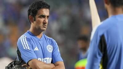 गौतम गंभीर ढोंगी..., माजी क्रिकेटपटूची त्या निर्णयानंतर आगपाखड