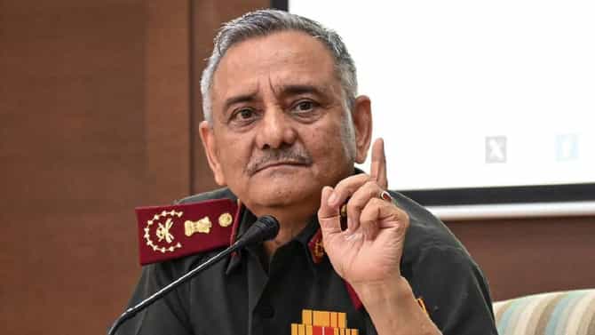 शांतता हवी असेल तर युद्धासाठी तयार राहा...थेट चीन आणि पाकिस्तानला मोठा इशारा, भारताच्या संरक्षण प्रमुखांनी...