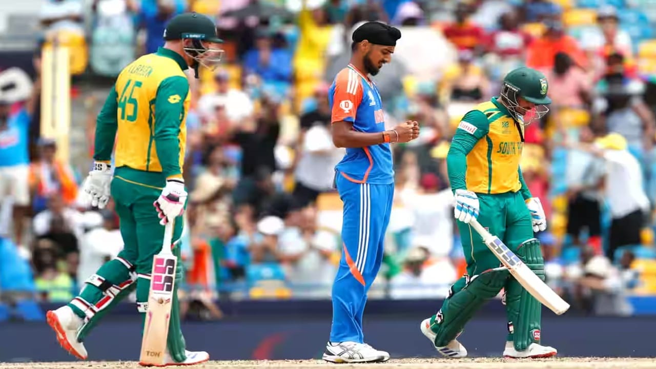 Cricket : 2 मालिका, 6 सामने, 31 खेळाडू, वनडे-टी 20i सीरिजसाठी टीम जाहीर