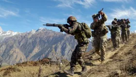 मोठी बातमी! पूंछमध्ये पाकिस्तानी सैन्याकडून शस्त्रसंधीचे उल्लंघन मोठी बातमी! पूंछमध्ये पाकिस्तानी सैन्याकडून शस्त्रसंधीचे उल्लंघन