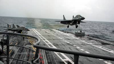 Operation Sindoor : ऑपरेशन सिंदूरवेळी INS विक्रांतमुळे पाकिस्तानाचे धाबे का दणाणले ते मोठं सत्य आलं समोर