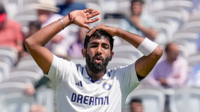Jasprit Bumrah : जसप्रीत बुमराह टीम इंडियासाठी अनलकी? Jasprit Bumrah : जसप्रीत बुमराह टीम इंडियासाठी अनलकी?
