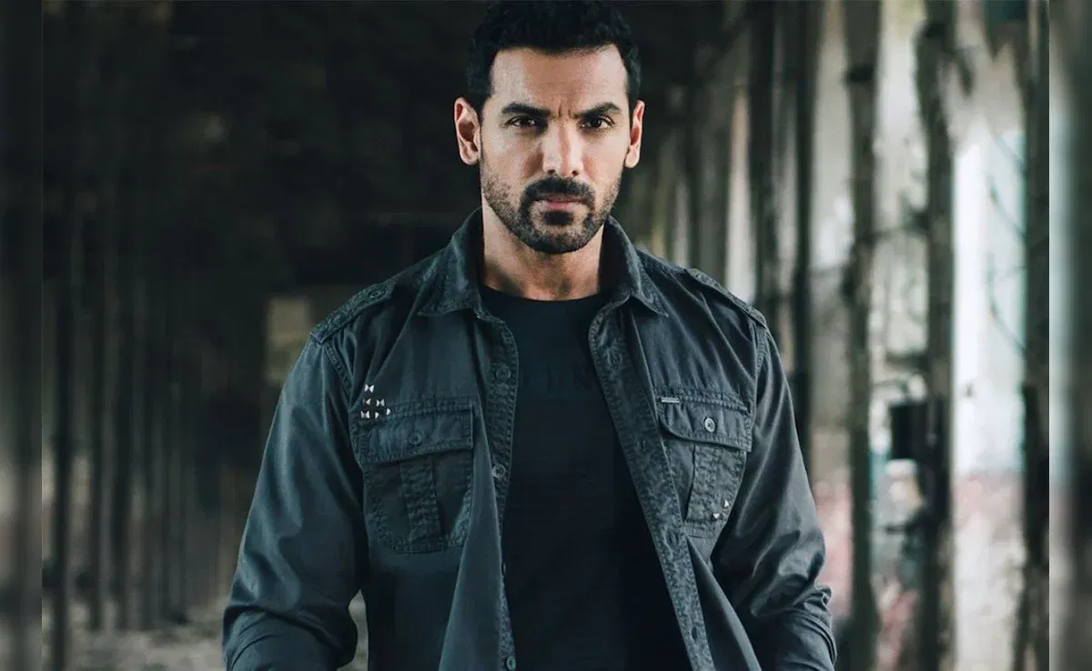 जॉनच्या या वक्तव्यमुळे बॉलिवूडमध्ये चर्चांना उधाण आलं आहे. त्याच्या या स्पष्टवक्तेपणाचं कौतुक होत आहे, तर काही जण त्याच्या या मतांवरून वाद निर्माण होण्याची शक्यताही व्यक्त करत आहेत.