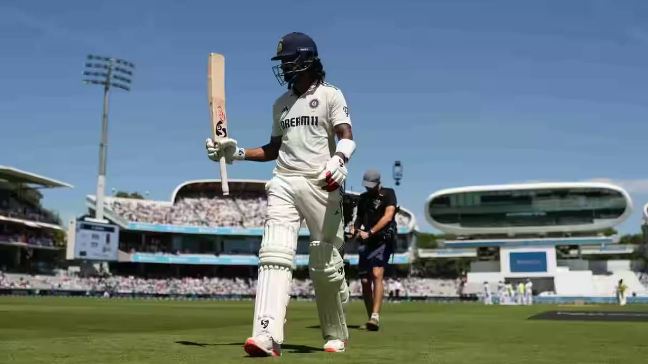 केएल राहुल आता सुनील गावस्कर (1199 चेंडू) आणि मुरली विजय (1054) यांच्यानंतर कसोटी क्रिकेटमध्ये सर्वाधिक धावा करणारा दुसरा फलंदाज आहे. 532 धावांसह चार दशकांत इंग्लंडमध्ये सर्वोत्तम कामगिरी करणारा भारतीय सलामीवीरही ठरला आहे. (Photo- BCCI)