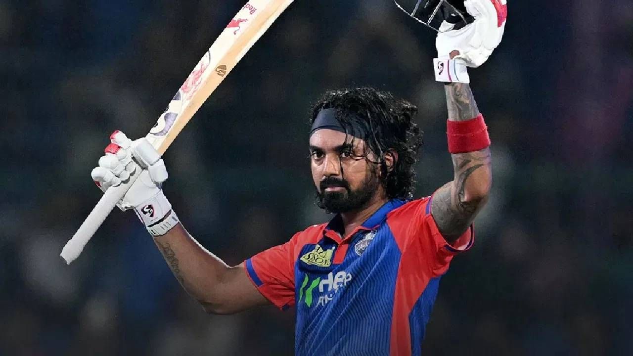 केएल राहुलला संघात घेतलं तर एकाच वेळी तीन समस्या सुटू शकतात. केएल राहुल संघासाठी ओपनिंग करू शकतो. विकेटकीपर म्हणून भूमिका बजावू शकतो. तसेच कर्णधार म्हणून अनुभव गाठीशी आहे.