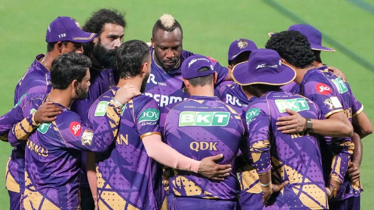 मागच्या पर्वात अजिंक्य रहाणेच्या नेतृत्वात केकेआरची कामगिरी निराशाजनक राहिली होती. त्यामुळे या पर्वात नव्या कर्णधाराची संघाला गरज आहे. इतकंच काय तर केकेआर मागच्या पर्वात निराशाजनक कामगिरी करणाऱ्या खेळाडूंना रिलीज करू शकते.