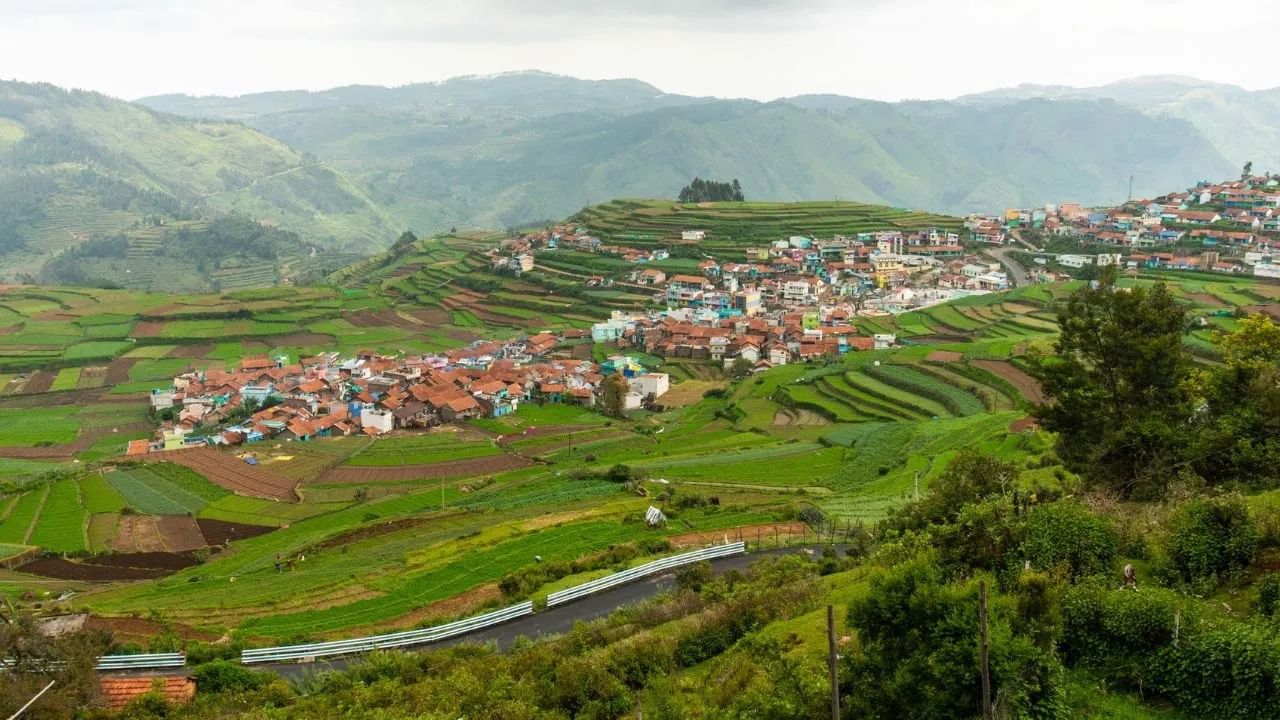 ‘ही’ 5 सर्वोत्तम ठिकाणं, सप्टेंबरचा फिरण्याचा प्लॅन करण्यापूर्वी जाणून घ्या