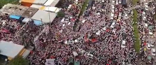 जरांगे यांना अगोदर मुंबईतील आझाद मैदानावर आंदोलन करण्यास मनाई करण्यात आली होती. आता मात्र त्यांना सरकारने एकाद दिवसासाठी आंदोलन करता येईल, असे सांगितले आहे. मनोज जरांगे मात्र बेमुदत आंदोलन करण्याच्या पवित्र्यात आहेत. त्यामुळे आता काय होणार? हे पाहणे महत्त्वाचे ठरणार आहे.   