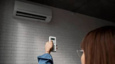 पावसाळ्यात एसी वापरा, पण वीज आणि आरोग्याची अशा प्रकारे काळजी घ्या!